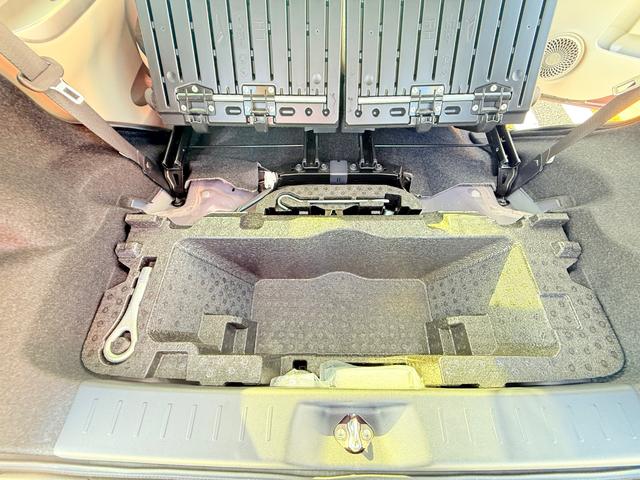 この度は当店のお車をご覧になっていただき、誠にありがとうございます。じっくり現車確認して頂けるよう、ご準備を致します!