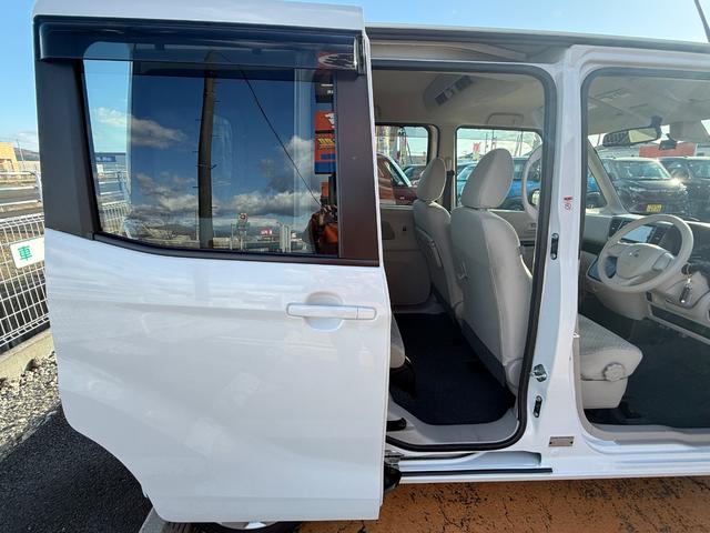 ご覧頂きまして誠に有難うございます！！是非ご来店して頂き、実際にご覧になって頂ければと思います。お客様からのご連絡をスタッフ一同、心よりお待ちしております