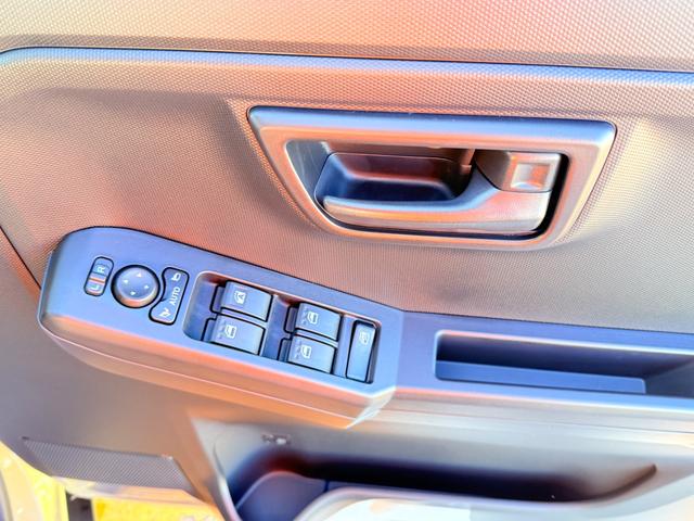 タフト Ｘ　バックカメラ　ＴＶ　クリアランスソナー　レーンアシスト　衝突被害軽減システム　ＬＥＤヘッドランプ　スマートキー　アイドリングストップ　電動格納ミラー　サンルーフ　ＣＶＴ　盗難防止システム　ＡＢＳ（11枚目）