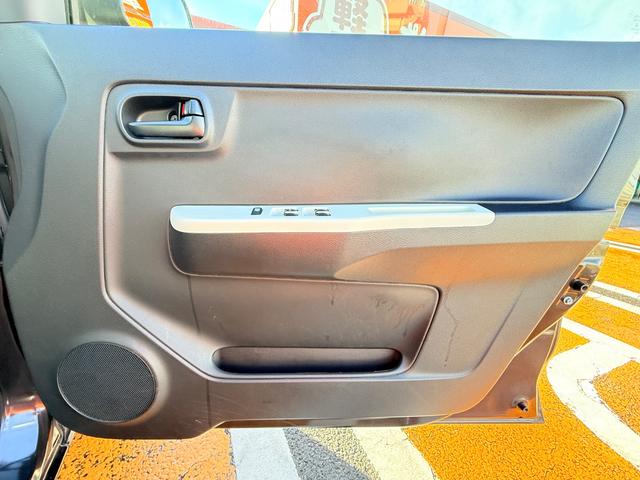 アルト L ナビ キーレスエントリー アイドリングストップ シートヒーター CVT 盗難防止システム ABS ESC アルミホイール 衝突安全ボディ エアコン パワーステアリング パワーウィンドウ(31枚目)