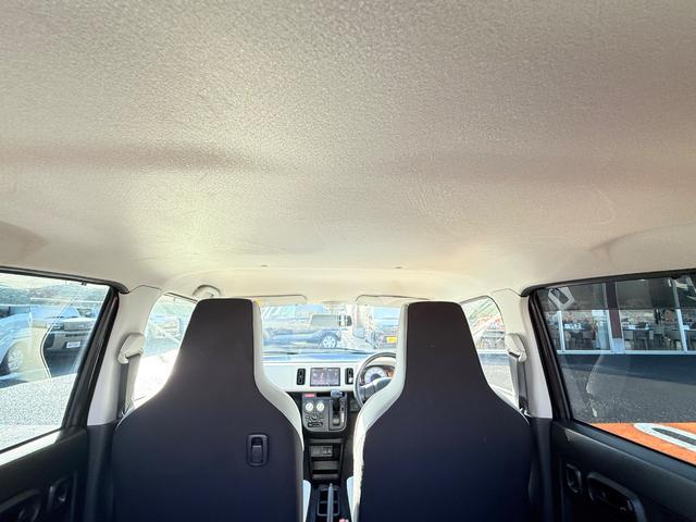 アルト L ナビ キーレスエントリー アイドリングストップ シートヒーター CVT 盗難防止システム ABS ESC アルミホイール 衝突安全ボディ エアコン パワーステアリング パワーウィンドウ(37枚目)