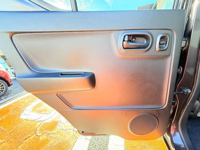 アルト L ナビ キーレスエントリー アイドリングストップ シートヒーター CVT 盗難防止システム ABS ESC アルミホイール 衝突安全ボディ エアコン パワーステアリング パワーウィンドウ(40枚目)