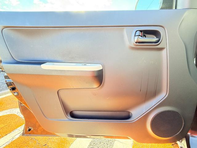 アルト L ナビ キーレスエントリー アイドリングストップ シートヒーター CVT 盗難防止システム ABS ESC アルミホイール 衝突安全ボディ エアコン パワーステアリング パワーウィンドウ(43枚目)