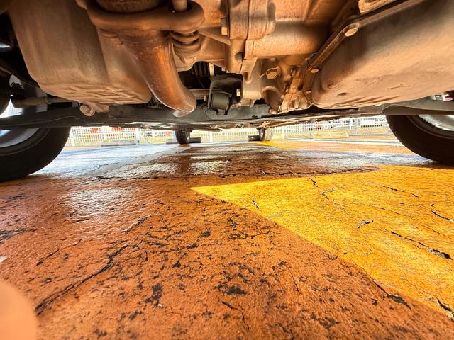 アルト L ナビ キーレスエントリー アイドリングストップ シートヒーター CVT 盗難防止システム ABS ESC アルミホイール 衝突安全ボディ エアコン パワーステアリング パワーウィンドウ(50枚目)