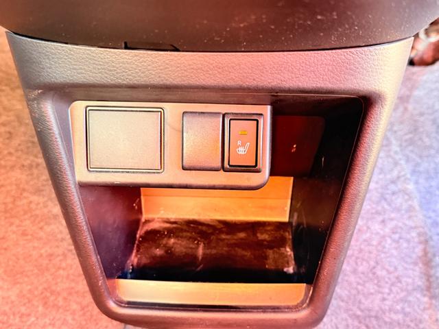 アルト L 衝突被害軽減システム キーレスエントリー アイドリングストップ シートヒーター CVT 盗難防止システム ABS ESC CD ミュージックプレイヤー接続可 衝突安全ボディ エアコン(8枚目)