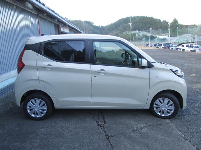 eKワゴン M 4WD e-Assist 衝突被害軽減ブレーキ 踏み間違い衝突防止アシスト 前席シートヒーター CDオーディオ ETC(4枚目)