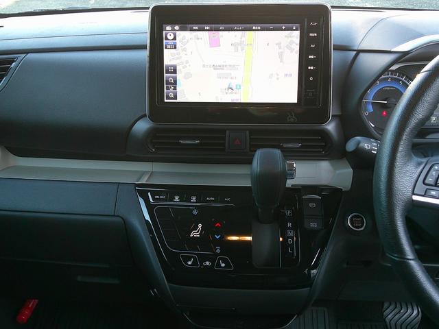 デリカミニ Ｇ　プレミアム　４ＷＤ　アクティブトーンスタイル　当社社有車　ｅ－Ａｓｓｉｓｔ　衝突被害軽減ブレーキ　ＭＩ－ＰＩＬＯＴ　純正９型ナビ　マルチアラウンドモニタ　両側電動スライド　前席シートヒーター　リアサーキュレータ（10枚目）