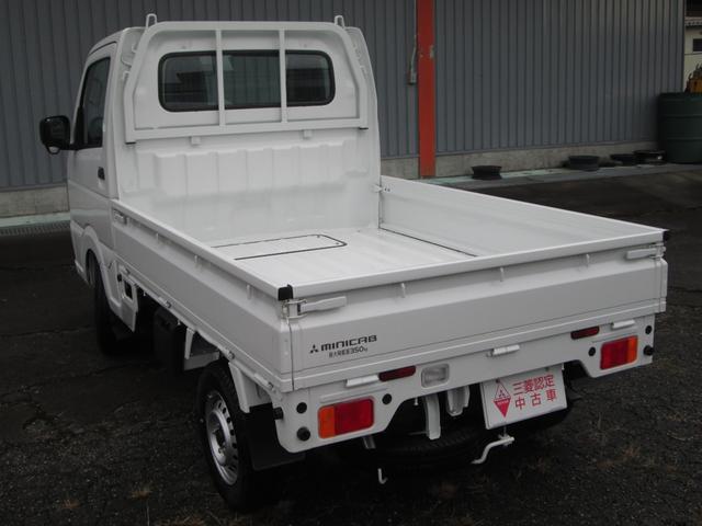 ミニキャブトラック Ｍ　２ＷＤ　届出済み未使用車　キーレス　パワーウインド　アイドリングストップ　オートライト　ＡＢＳ　横滑り防止　リアパーキングセンサー　運転席助手席エアバッグ　ＡＭ／ＦＭラジオ（9枚目）