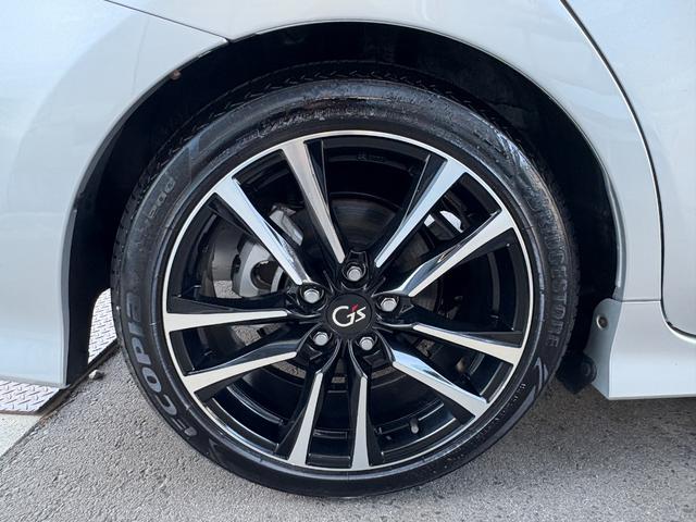 プリウスアルファ Ｓツーリングセレクション・Ｇ’ｓ　社外ナビ　Ｂｌｕｅｔｏｏｔｈ　地デジ　バックカメラ　１８インチ専用アルミ　フリップダウンモニター　専用ハーフレザーシート　バックカメラ　ＥＴＣ　ドラレコ（16枚目）