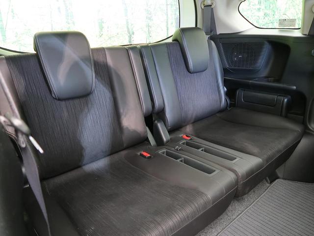 ジャストセレクション 純正ナビ 禁煙車 バックカメラ 両側電動ドア クルーズコントロール HIDヘッド ETC スマートキー オートエアコン 横滑り防止 オートライト ハーフレザーシート 3列シート(14枚目)