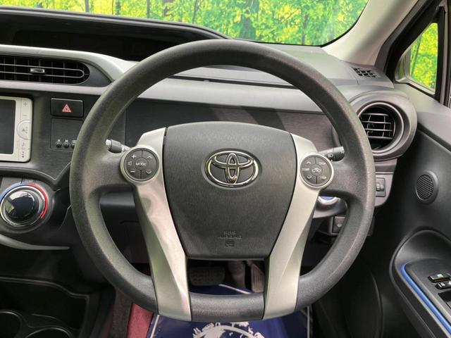 S 寒冷地仕様 スマートエントリー 禁煙車 純正ナビ バックカメラ Bluetooth再生 ETC LEDヘッドライト ステアリングリモコン オートエアコン オートライト 横滑防止装置 盗難防止装置(6枚目)