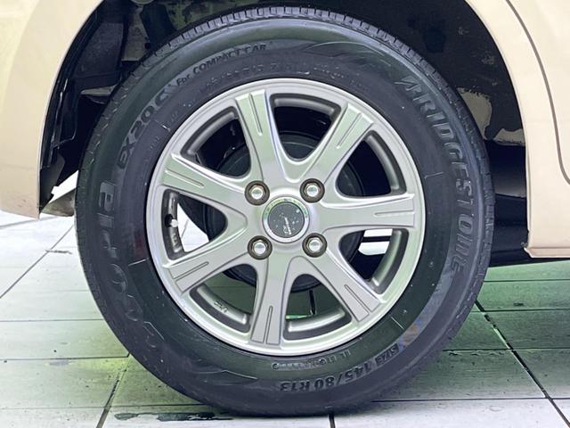 F CDオーディオ 禁煙車 キーレスエントリー パワーウィンドウ ABS パワーステアリング 盗難防止システム ドアバイザー プライバシーガラス CD再生 アイボリーインテリア(22枚目)