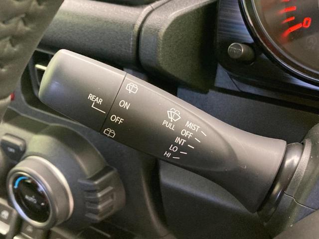 ジムニーシエラ ＪＣ　登録済未使用車　４ＷＤ　デュアルカメラブレーキサポート　スマートキー　前席シートヒーター　ＬＥＤヘッド　クルコン　誤発進抑制機能　車線逸脱警報　革巻きステアリング　純正１５インチアルミ　オートライト（35枚目）