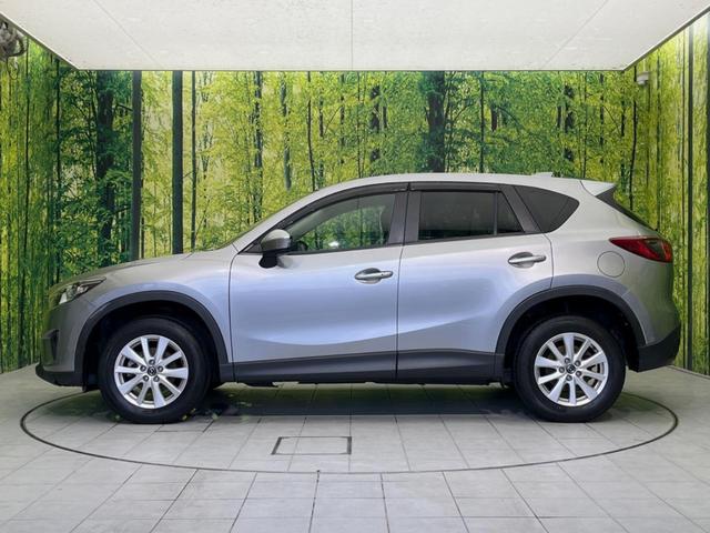 ＣＸ－５ ２０Ｓ　４ＷＤ　ＨＤＤナビ　バックカメラ　禁煙車　スマートキー　ＨＩＤヘッド　ＥＴＣ　オートライト　デュアルオートエアコン　純正１７インチアルミ　Ｂｌｕｅｔｏｏｔｈ　ＣＤ　ＤＶＤ再生　革巻きステアリング（26枚目）