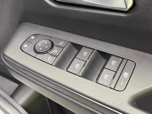 セレナ ｅ－パワー　ハイウェイスターＶ　登録済未使用車　両側電動スライド　純正１２．３型ナビ　全周囲カメラ　全方位運転支援　プロパイロット　ドラレコ　コーナーセンサー　ＬＥＤヘッド　ＥＴＣ　アダプティブハイビーム　ブラインドスポットモニター（61枚目）