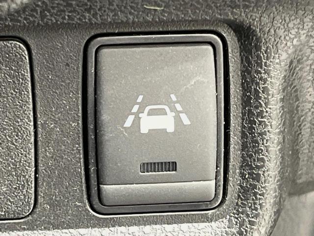ノート X 純正SDナビ 全周囲カメラ 衝突軽減 禁煙車 コーナーセンサー スマートキー LEDヘッド ETC オートハイビーム デジタルインナーミラー 車線逸脱警報 誤発進抑制機能 オートライト オートエアコン(40枚目)