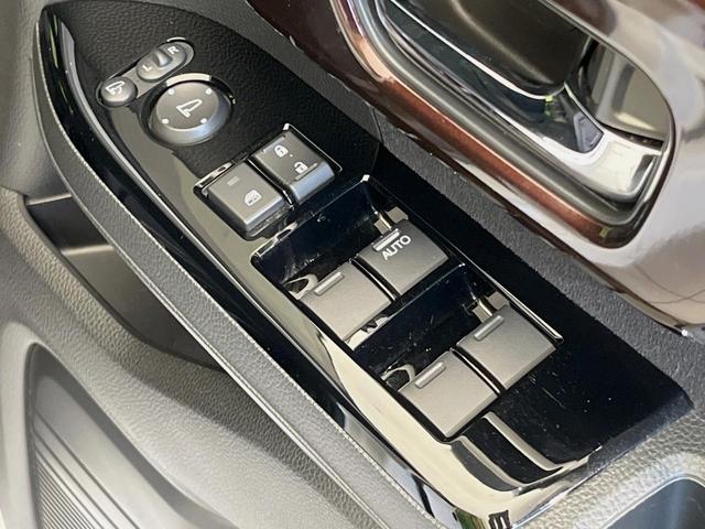 N-BOXカスタム L コーディネートスタイル 両側電動ドア ナビ バックカメラ 衝突軽減 アダプティブクルーズ 禁煙車 合皮シート 前席シートヒーター ドラレコ コーナーセンサー スマートキー LEDヘッド ETC オートハイビーム 車線逸脱警報(50枚目)