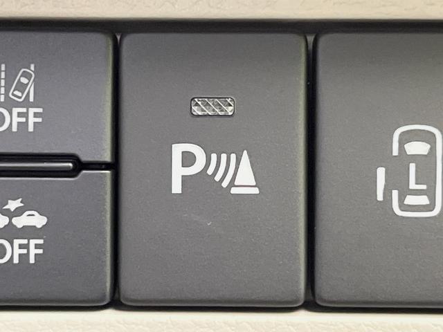 【クリアランスソナー】バンパーに付いたセンサーが障害物を検知！一定の距離に近づくとアラートで教えてくれます♪狭い駐車スペースや車庫入れ時も安心ですね☆