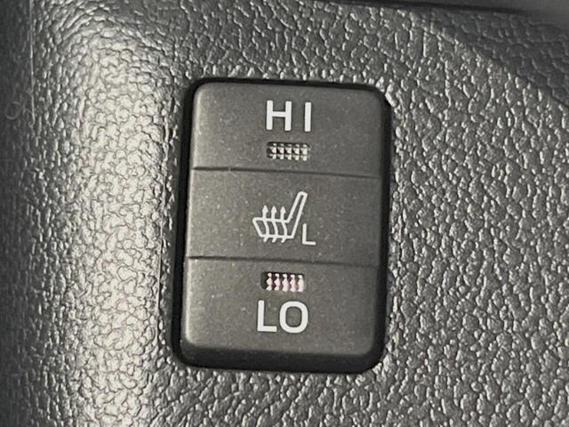 プリウス Aツーリングセレクション 純正9型ナビ バックカメラ 衝突軽減 レーダークルーズ 禁煙車 合皮シート シートヒーター コーナーセンサー スマートキー LEDヘッド ETC2.0 オートハイビーム ブラインドスポットモニター(6枚目)