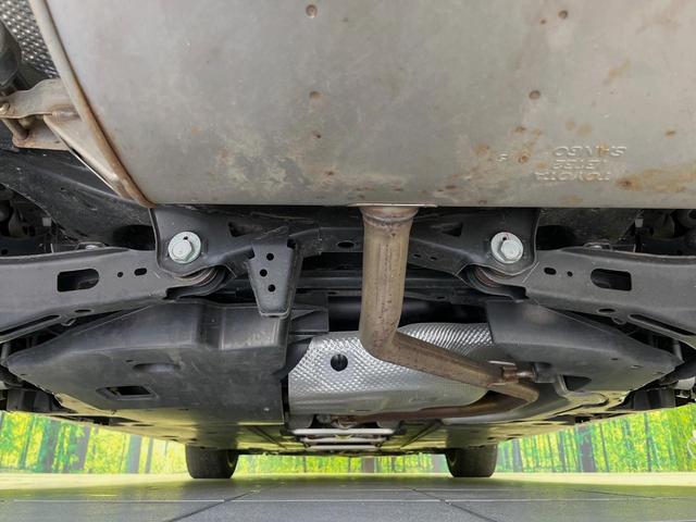 カローラツーリング ハイブリッド ダブルバイビー 9型ディスプレイオーディオ バックカメラ セーフティセンス レーダークルーズ 禁煙車 ハーフレザーシート コーナーセンサー スマートキー LEDヘッド ETC オートハイビーム 純正17インチアルミ(19枚目)