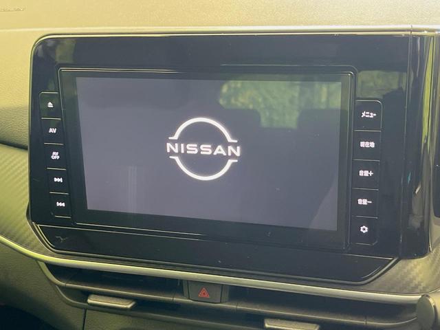 ノート Ｘ　純正９型ナビ　全周囲カメラ　衝突軽減　禁煙車　ドラレコ　コーナーセンサー　スマートキー　ＥＴＣ　オートハイビーム　デジタルインナーミラー　車線逸脱警報　踏み間違い防止装置　オートライト　オートエアコン（3枚目）