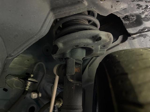 ノート Ｘ　純正９型ナビ　全周囲カメラ　衝突軽減　禁煙車　ドラレコ　コーナーセンサー　スマートキー　ＥＴＣ　オートハイビーム　デジタルインナーミラー　車線逸脱警報　踏み間違い防止装置　オートライト　オートエアコン（20枚目）