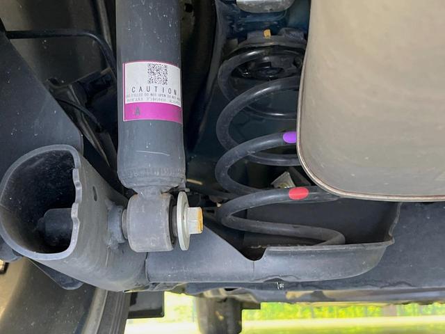 ノート Ｘ　純正９型ナビ　全周囲カメラ　衝突軽減　禁煙車　ドラレコ　コーナーセンサー　スマートキー　ＥＴＣ　オートハイビーム　デジタルインナーミラー　車線逸脱警報　踏み間違い防止装置　オートライト　オートエアコン（21枚目）