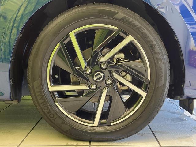 ノート Ｘ　純正９型ナビ　全周囲カメラ　衝突軽減　禁煙車　ドラレコ　コーナーセンサー　スマートキー　ＥＴＣ　オートハイビーム　デジタルインナーミラー　車線逸脱警報　踏み間違い防止装置　オートライト　オートエアコン（30枚目）