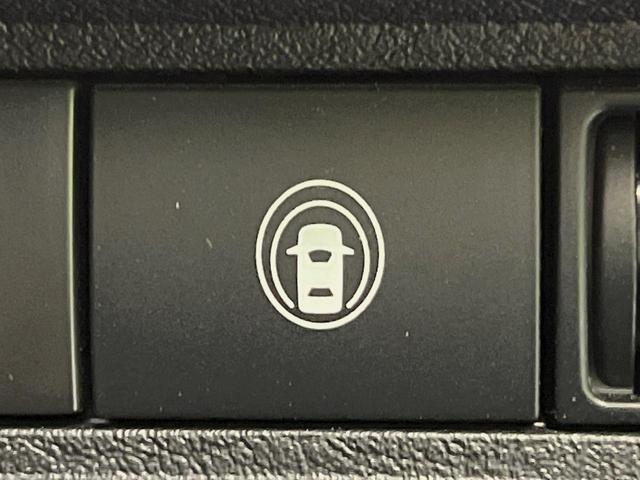 ノート Ｘ　純正９型ナビ　全周囲カメラ　衝突軽減　禁煙車　ドラレコ　コーナーセンサー　スマートキー　ＥＴＣ　オートハイビーム　デジタルインナーミラー　車線逸脱警報　踏み間違い防止装置　オートライト　オートエアコン（34枚目）