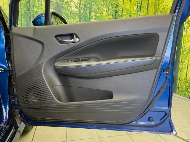 ノート Ｘ　純正９型ナビ　全周囲カメラ　衝突軽減　禁煙車　ドラレコ　コーナーセンサー　スマートキー　ＥＴＣ　オートハイビーム　デジタルインナーミラー　車線逸脱警報　踏み間違い防止装置　オートライト　オートエアコン（43枚目）