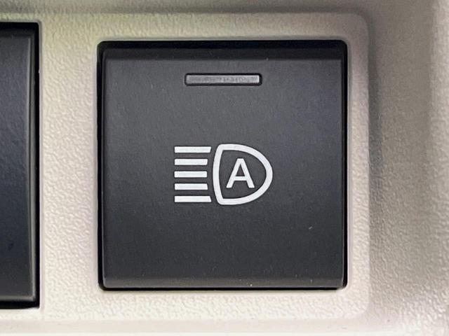 シエンタ ハイブリッドZ 両側電動ドア 純正10.5型ナビ 後席モニター 全周囲カメラ セーフティセンス 100V電源 レーダークルーズ 禁煙車 シートヒーター ドラレコ コーナーセンサー スマートキー LEDヘッド ETC(51枚目)