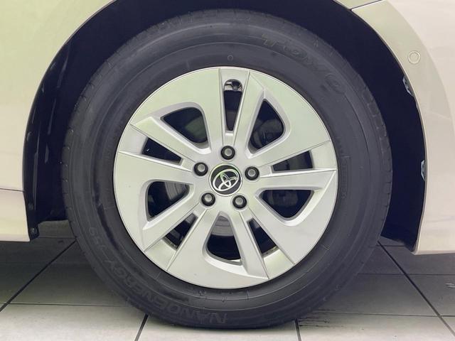 プリウス Sセーフティプラス 純正9型SDナビ バックカメラ 寒冷地仕様 セーフティセンス レーダークルーズ 禁煙車 コーナーセンサー スマートキー LEDヘッド ビルトインETC オートハイビーム オートライト オートエアコン(29枚目)