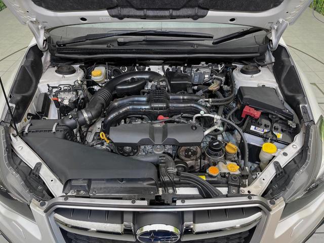 インプレッサスポーツ ２．０ｉ－Ｓアイサイト　４ＷＤ　純正ナビ　バックカメラ　衝突軽減　レーダークルーズ　禁煙車　合皮コンビシート　パワーシート　スマートキー　ＨＩＤヘッド　ＥＴＣ　車線逸脱警報　誤発進抑制機能　先行車発進お知らせ　オートライト（18枚目）