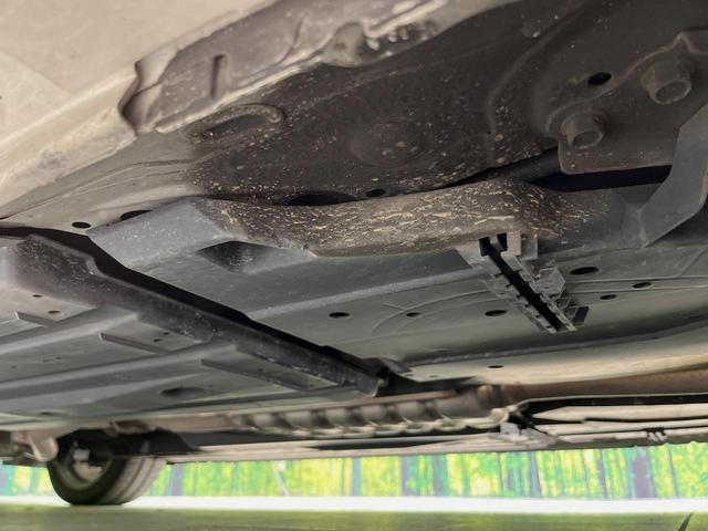 インプレッサスポーツ ２．０ｉ－Ｓアイサイト　４ＷＤ　純正ナビ　バックカメラ　衝突軽減　レーダークルーズ　禁煙車　合皮コンビシート　パワーシート　スマートキー　ＨＩＤヘッド　ＥＴＣ　車線逸脱警報　誤発進抑制機能　先行車発進お知らせ　オートライト（22枚目）