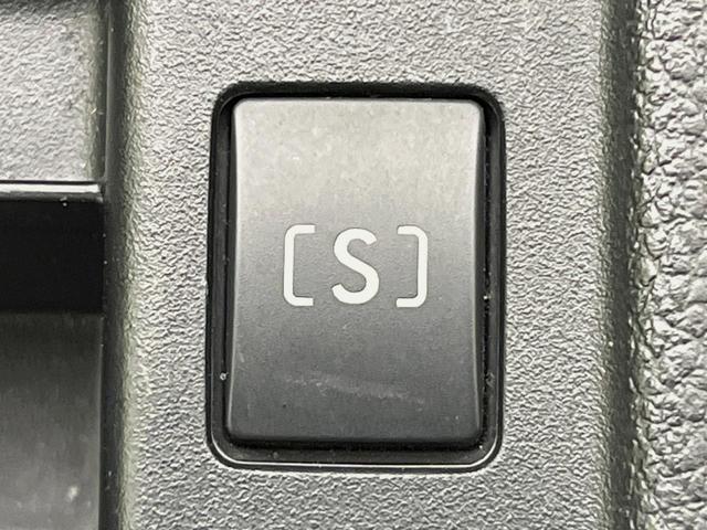 インプレッサスポーツ ２．０ｉ－Ｓアイサイト　４ＷＤ　純正ナビ　バックカメラ　衝突軽減　レーダークルーズ　禁煙車　合皮コンビシート　パワーシート　スマートキー　ＨＩＤヘッド　ＥＴＣ　車線逸脱警報　誤発進抑制機能　先行車発進お知らせ　オートライト（54枚目）