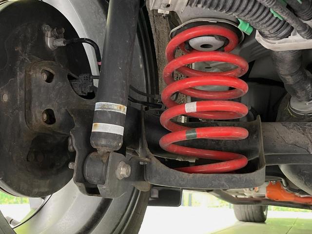 アクア G GRスポーツ・17インチパッケージ ナビ バックカメラ 寒冷地仕様 プリクラッシュセーフティ 禁煙車 ハーフレザーシート スマートキー LEDヘッド クルコン オートハイビーム オートライト オートエアコン 純正17インチアルミ(21枚目)