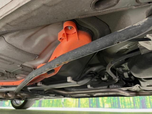 アクア G GRスポーツ・17インチパッケージ ナビ バックカメラ 寒冷地仕様 プリクラッシュセーフティ 禁煙車 ハーフレザーシート スマートキー LEDヘッド クルコン オートハイビーム オートライト オートエアコン 純正17インチアルミ(22枚目)