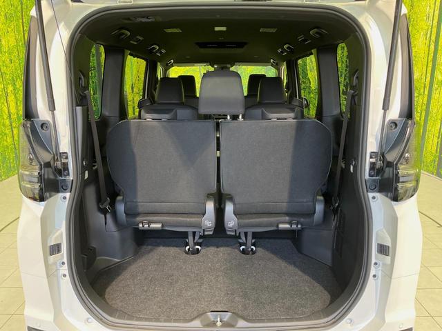 ヴォクシー Ｓ－Ｚ　両側電動ドア　純正１０．５型ディスプレイオーディオ　バックカメラ　セーフティセンス　レーダークルーズ　禁煙車　ハーフレザーシート　シートヒーター　ドラレコ　コーナーセンサー　スマートキー　ＬＥＤヘッド（11枚目）