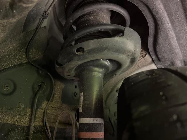 ヴォクシー Ｓ－Ｚ　両側電動ドア　純正１０．５型ディスプレイオーディオ　バックカメラ　セーフティセンス　レーダークルーズ　禁煙車　ハーフレザーシート　シートヒーター　ドラレコ　コーナーセンサー　スマートキー　ＬＥＤヘッド（20枚目）