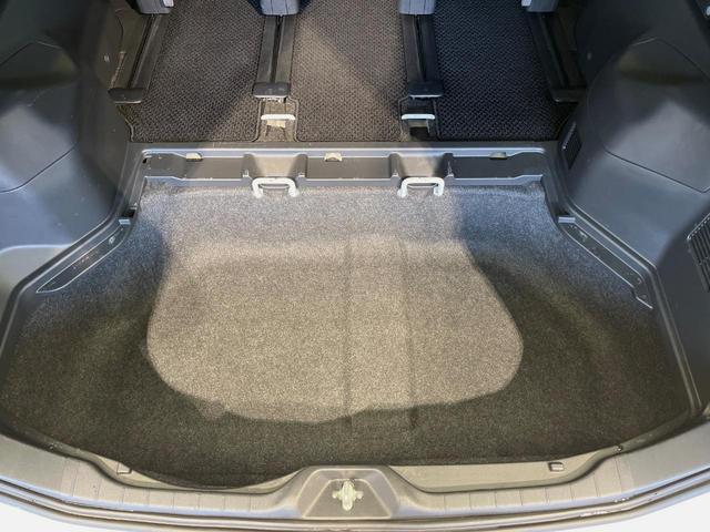 ヴォクシー Ｓ－Ｚ　両側電動ドア　純正１０．５型ディスプレイオーディオ　バックカメラ　セーフティセンス　レーダークルーズ　禁煙車　ハーフレザーシート　シートヒーター　ドラレコ　コーナーセンサー　スマートキー　ＬＥＤヘッド（51枚目）