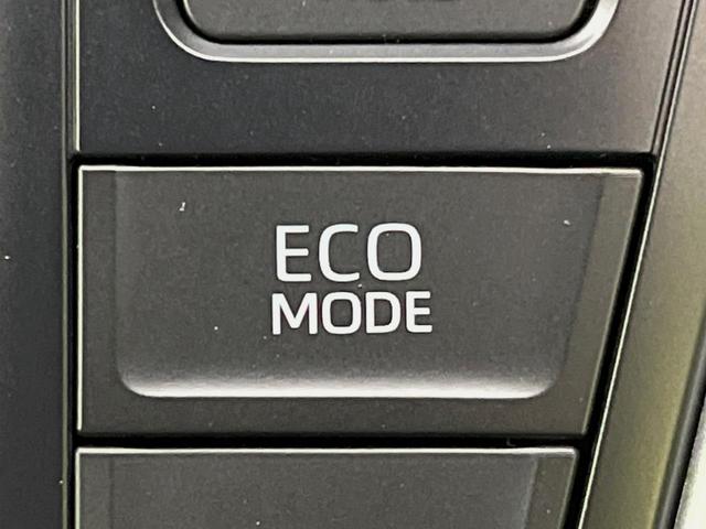 ヴォクシー Ｓ－Ｚ　両側電動ドア　純正１０．５型ディスプレイオーディオ　バックカメラ　セーフティセンス　レーダークルーズ　禁煙車　ハーフレザーシート　シートヒーター　ドラレコ　コーナーセンサー　スマートキー　ＬＥＤヘッド（57枚目）