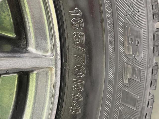 マーチ ボレロ ナビ バックカメラ 禁煙車 スマートキー LEDヘッド ETC オートライト オートエアコン CD アイドリングストップ 盗難防止システム 電動格納ミラー パワーウィンドウ パワーステアリング(31枚目)