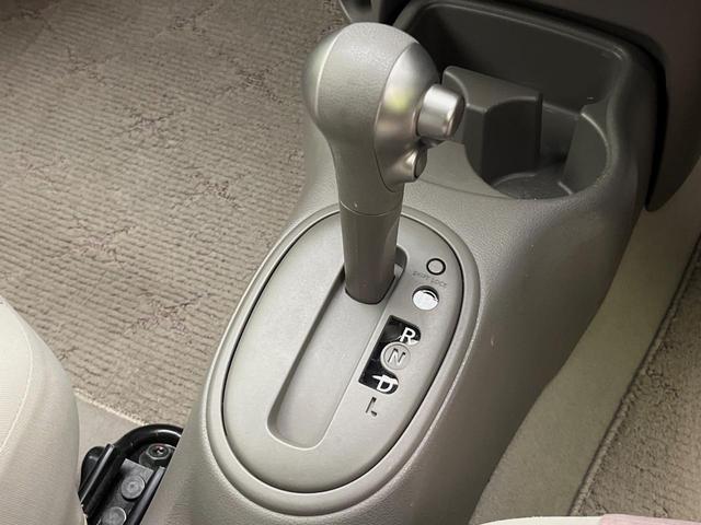 マーチ ボレロ ナビ バックカメラ 禁煙車 スマートキー LEDヘッド ETC オートライト オートエアコン CD アイドリングストップ 盗難防止システム 電動格納ミラー パワーウィンドウ パワーステアリング(41枚目)