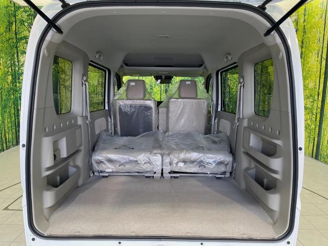 エブリイワゴン ＰＺターボスペシャル　届出済未使用車　両側電動ドア　衝突軽減　シートヒーター　コーナーセンサー　スマートキー　ＬＥＤヘッド　純正１４インチＡＷ　オートハイビーム　車線逸脱警報　誤発進抑制　先行車発進お知らせ　オートライト（10枚目）