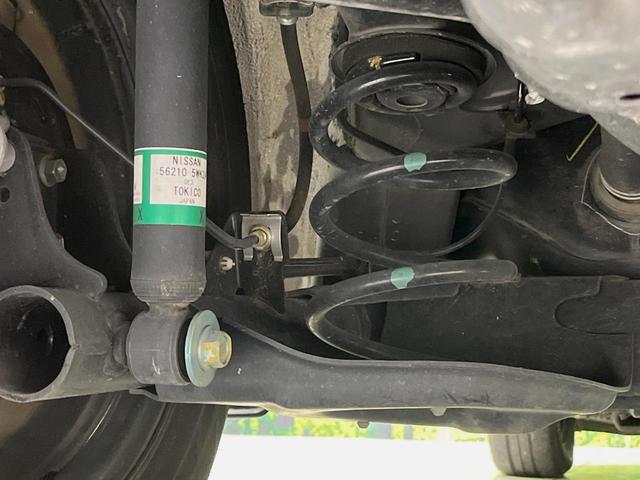 ノート ｅ－パワー　Ｘ　全周囲カメラ　衝突軽減　禁煙車　クリアランスソナー　スマートキー　オートハイビーム　デジタルインナーミラー　車線逸脱警報　踏み間違い防止　オートライト　オートエアコン　Ｂｌｕｅｔｏｏｔｈ　ＣＤ／ＤＶＤ（21枚目）