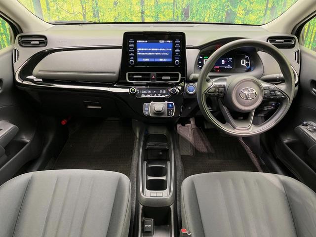 アクア Ｘ　純正ナビ　ＡＣ１００Ｖ電源　セーフティセンス　レーダークルーズ　禁煙車　スマートキー　ＬＥＤヘッド　ナビ連動ＥＴＣ　オートハイビーム　車線逸脱警報　オートライト　オートエアコン　Ｂｌｕｅｔｏｏｔｈ（2枚目）