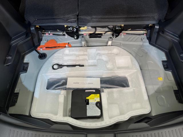 アクア Ｘ　純正ナビ　ＡＣ１００Ｖ電源　セーフティセンス　レーダークルーズ　禁煙車　スマートキー　ＬＥＤヘッド　ナビ連動ＥＴＣ　オートハイビーム　車線逸脱警報　オートライト　オートエアコン　Ｂｌｕｅｔｏｏｔｈ（50枚目）