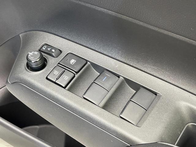 アクア Ｘ　純正ナビ　ＡＣ１００Ｖ電源　セーフティセンス　レーダークルーズ　禁煙車　スマートキー　ＬＥＤヘッド　ナビ連動ＥＴＣ　オートハイビーム　車線逸脱警報　オートライト　オートエアコン　Ｂｌｕｅｔｏｏｔｈ（51枚目）