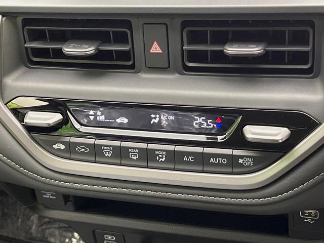 WR-V Z 登録済未使用車 ホンダセンシング レーダークルーズ ハーフレザーシート スマートキー LEDヘッド オートハイビーム 車線逸脱警報 誤発進抑制機能 オートライト オートエアコン 純正17インチAW(7枚目)