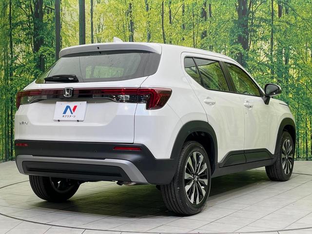 WR-V Z 登録済未使用車 ホンダセンシング レーダークルーズ ハーフレザーシート スマートキー LEDヘッド オートハイビーム 車線逸脱警報 誤発進抑制機能 オートライト オートエアコン 純正17インチAW(17枚目)